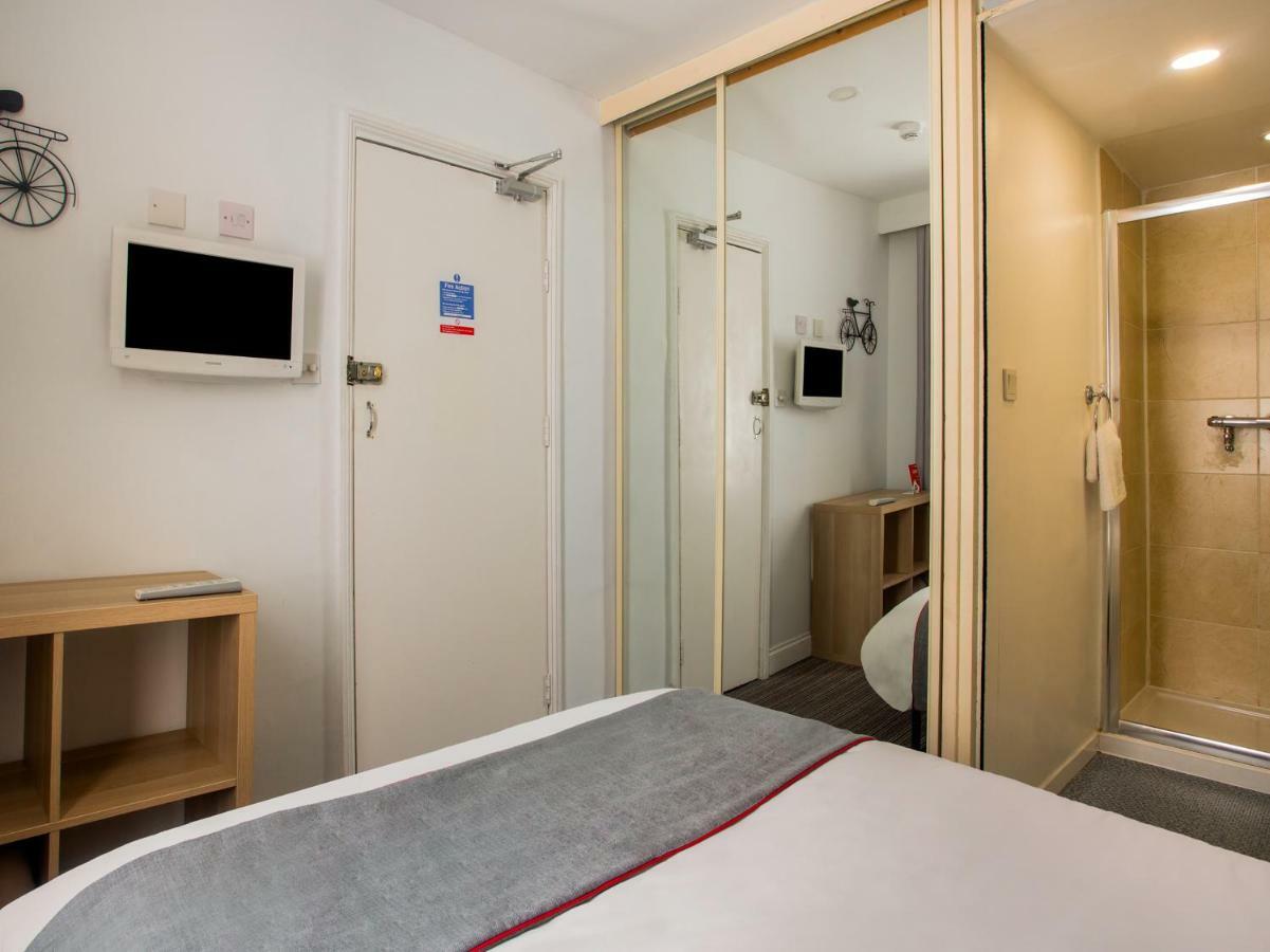 Oyo Lifestyle Sea Breeze 3* Brighton
